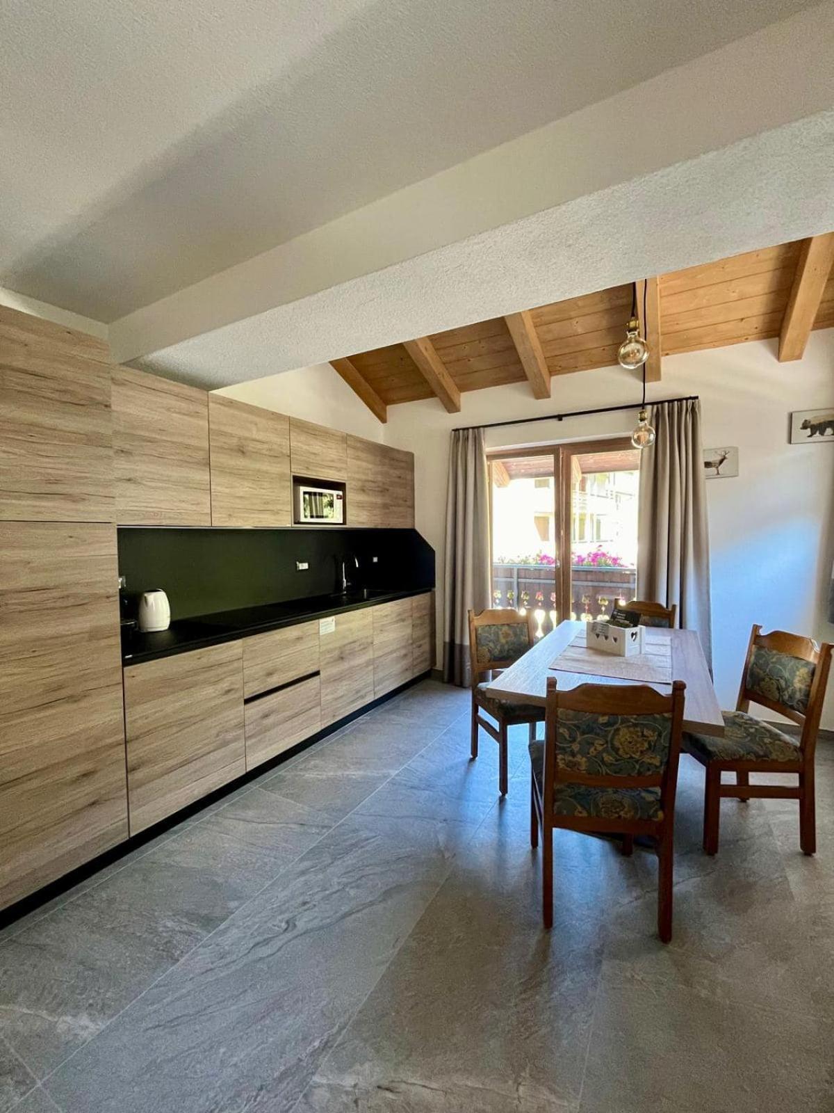 Rosengarden Alpine Residence Pradelle Luaran gambar